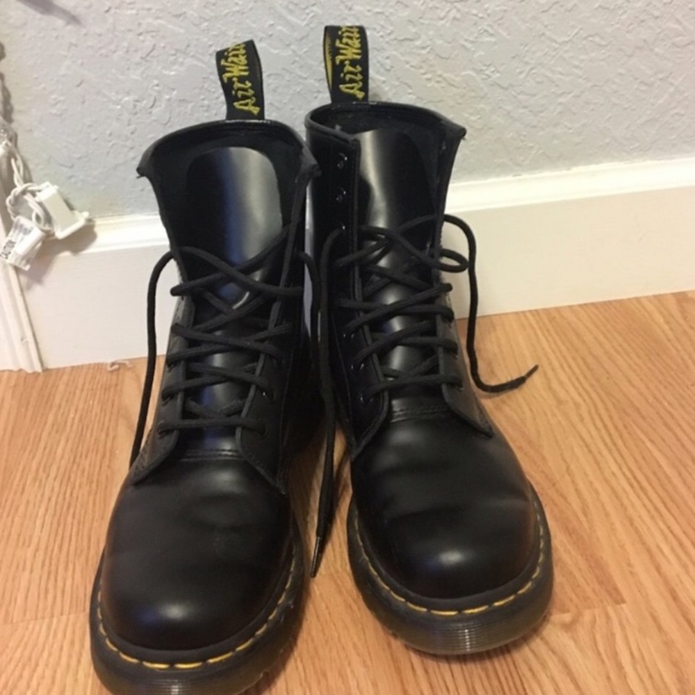 Dr. Martens Black leather